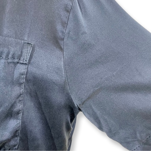 Lunya Washable Silk Cropped Button Down Pajama Lounge Top in Deep Blue - Picture 9 of 14